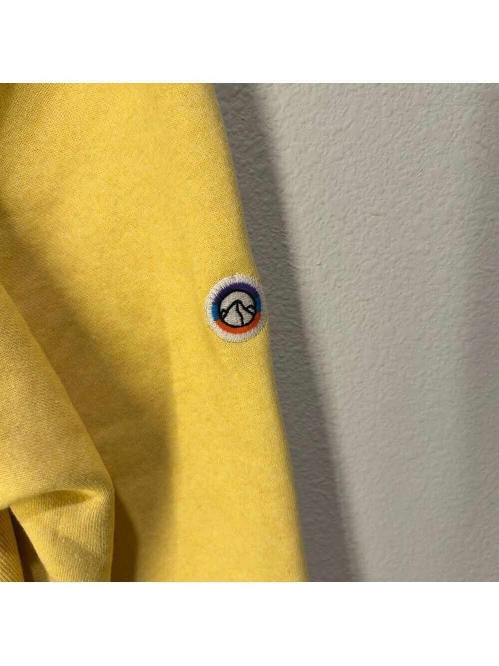 NWT Patagonia Fitz Roy Icon Uprisal Hoody Milled Yellow Size Small - Picture 3 of 5